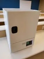 LW Scientific Incubator Lab