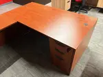 U-Shaped Desk with Hutch