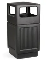 Outdoor Trash Can with Lid