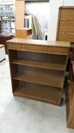 Used Brown Book Shelf with top Border 