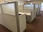 Knoll Dividends Pod of 3 Cubicles
