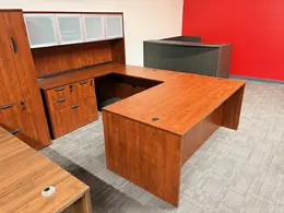 U-Shaped Desk with Hutch - PL Laminate Series
