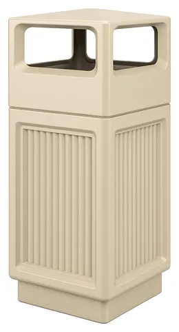 Outdoor Trash Can with Lid - Canmeleon