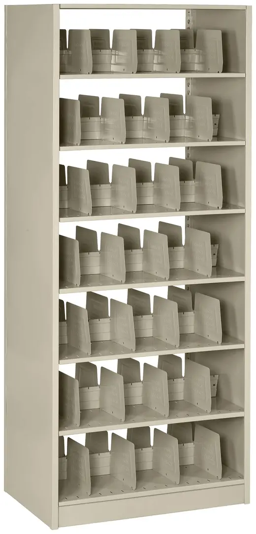 LT Thn Clos St 8 shelf, 7 opening 42x30x88