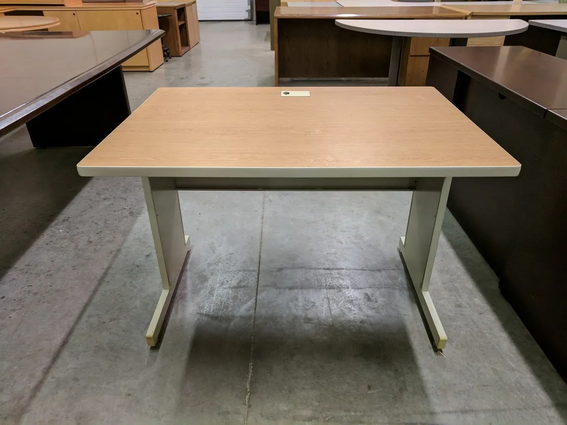 Laminate Training Table