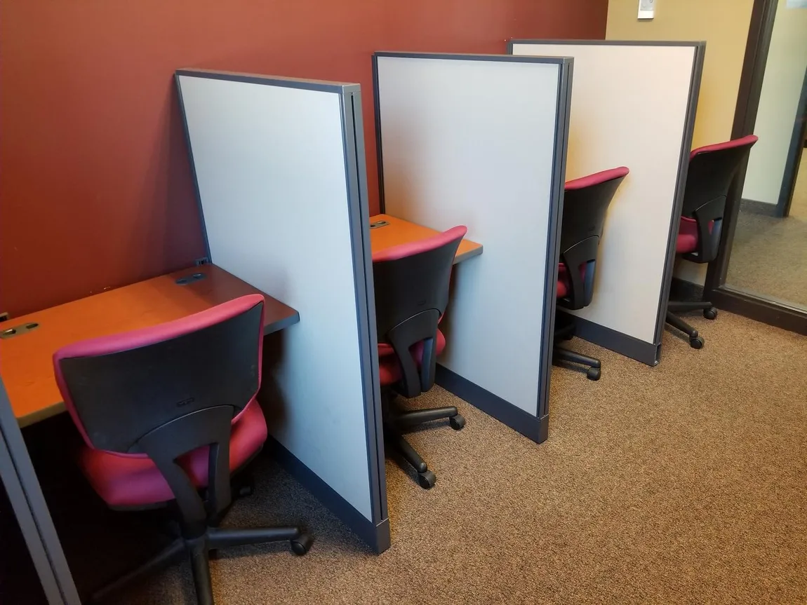 HON Initiate Telemarketing Cubicles