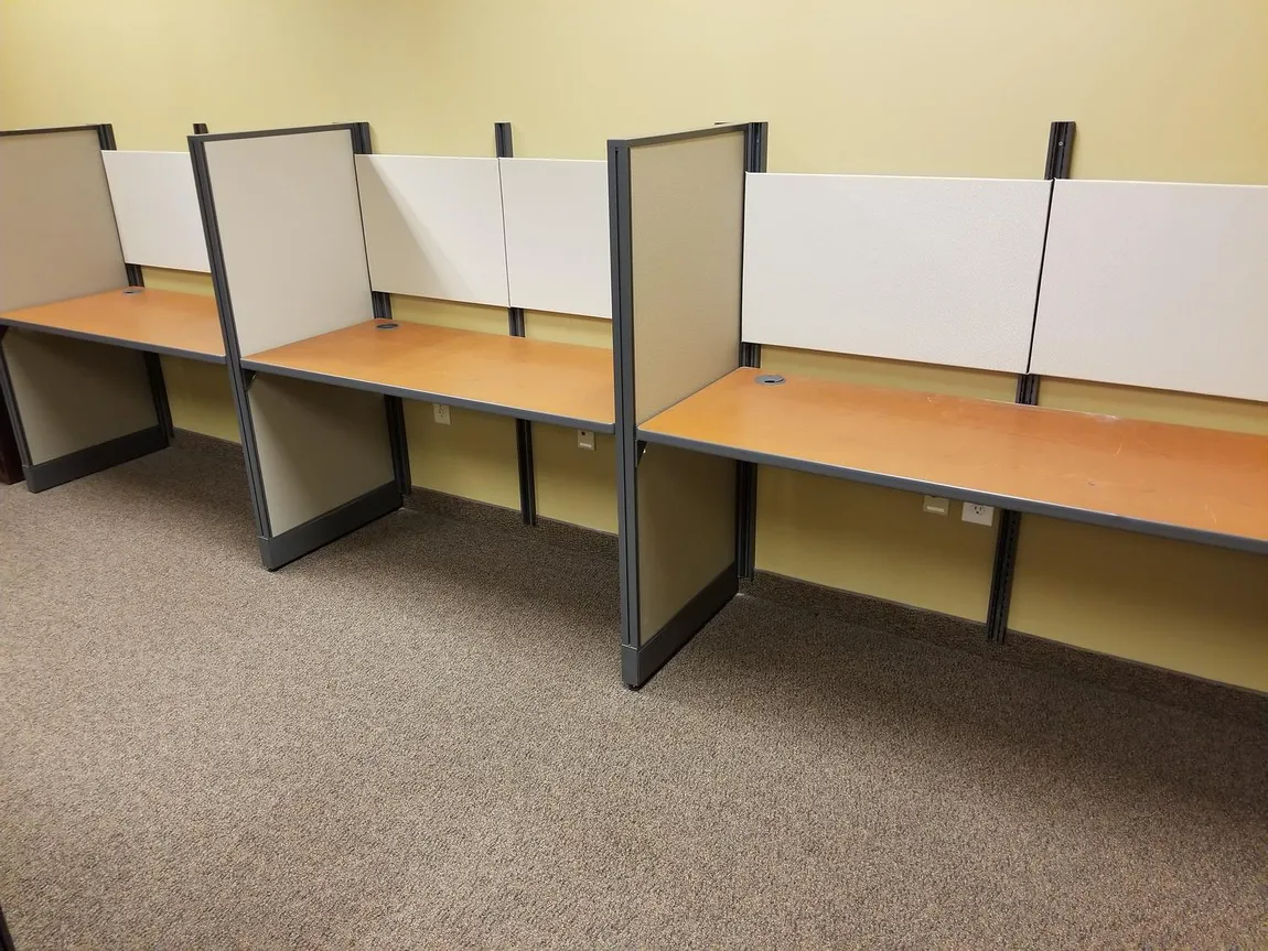 HON Initiate Telemarketing Cubicles