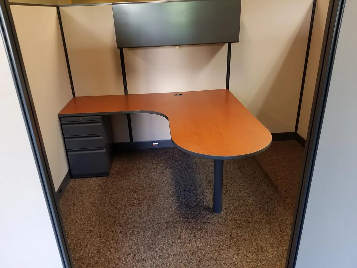 HON Initiate Office Cubicles