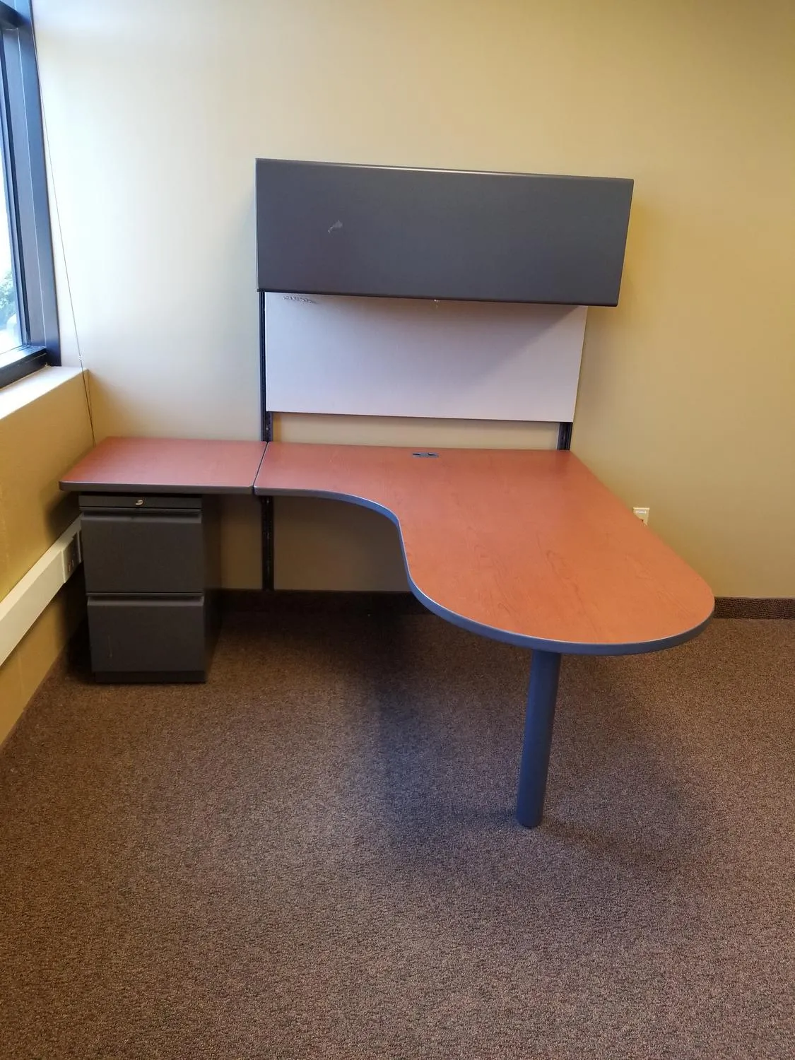 HON Initiate Office Cubicles