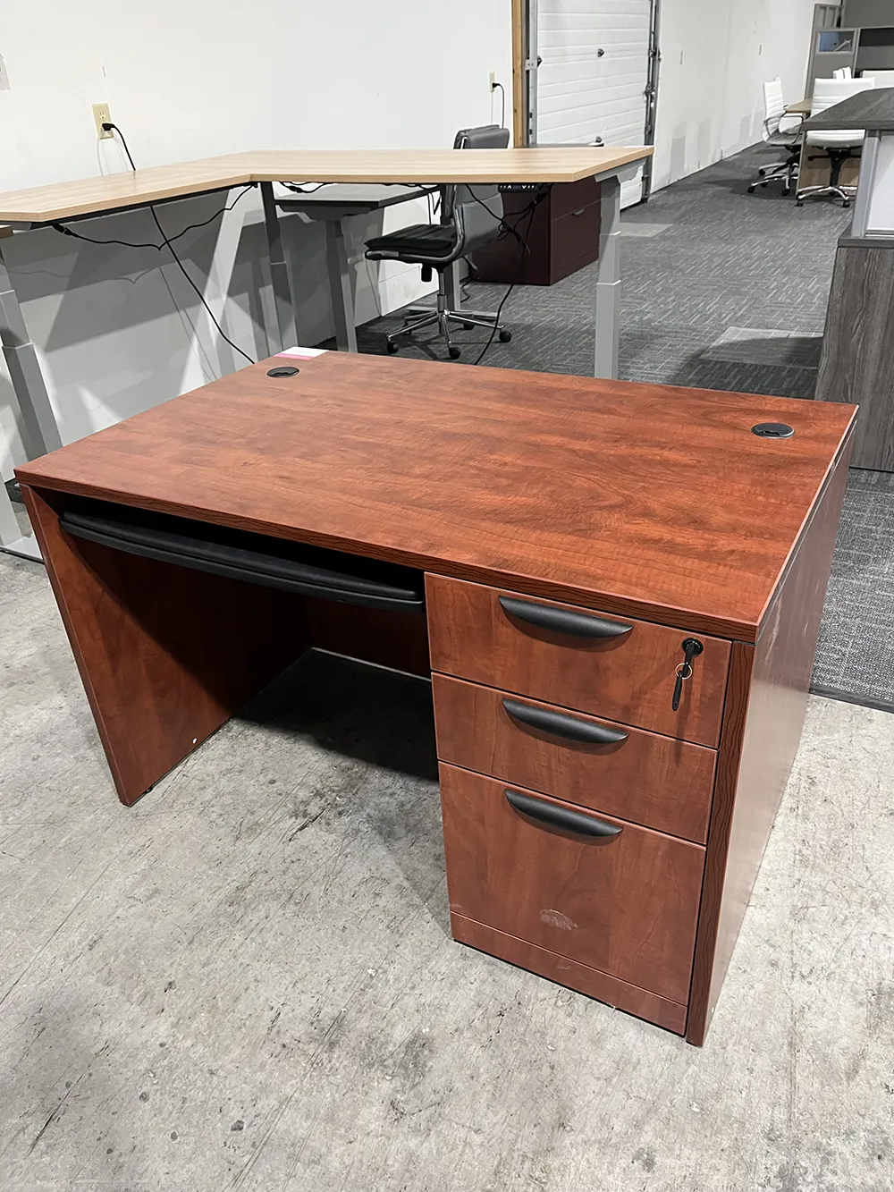 fullsize pedestal desk with keyboard tray 1