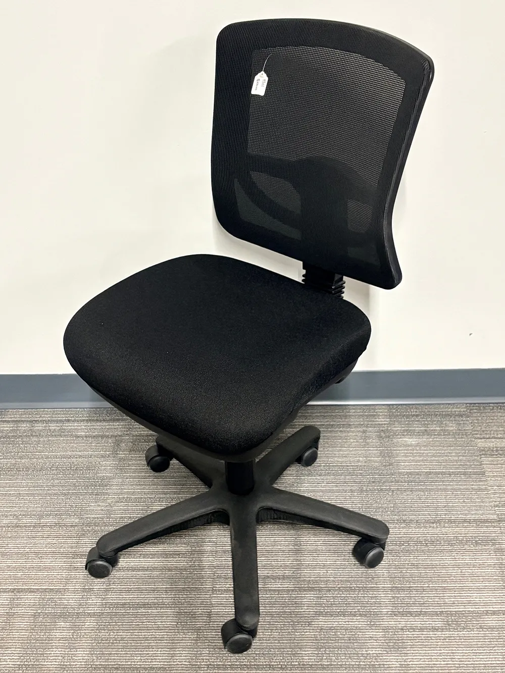 Armless Task Chair