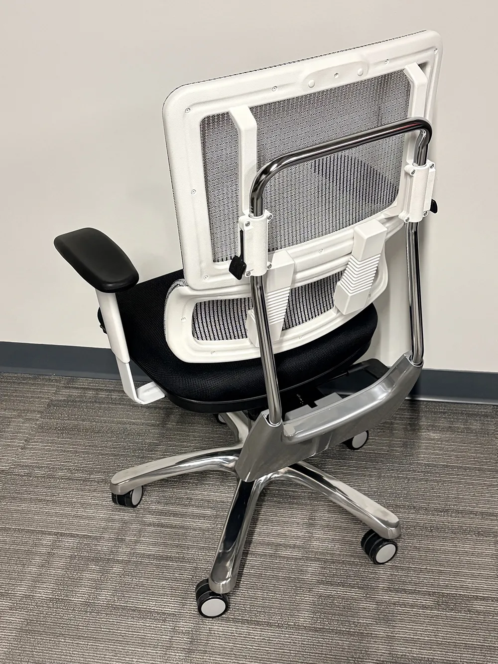 small mesh back office chair 2