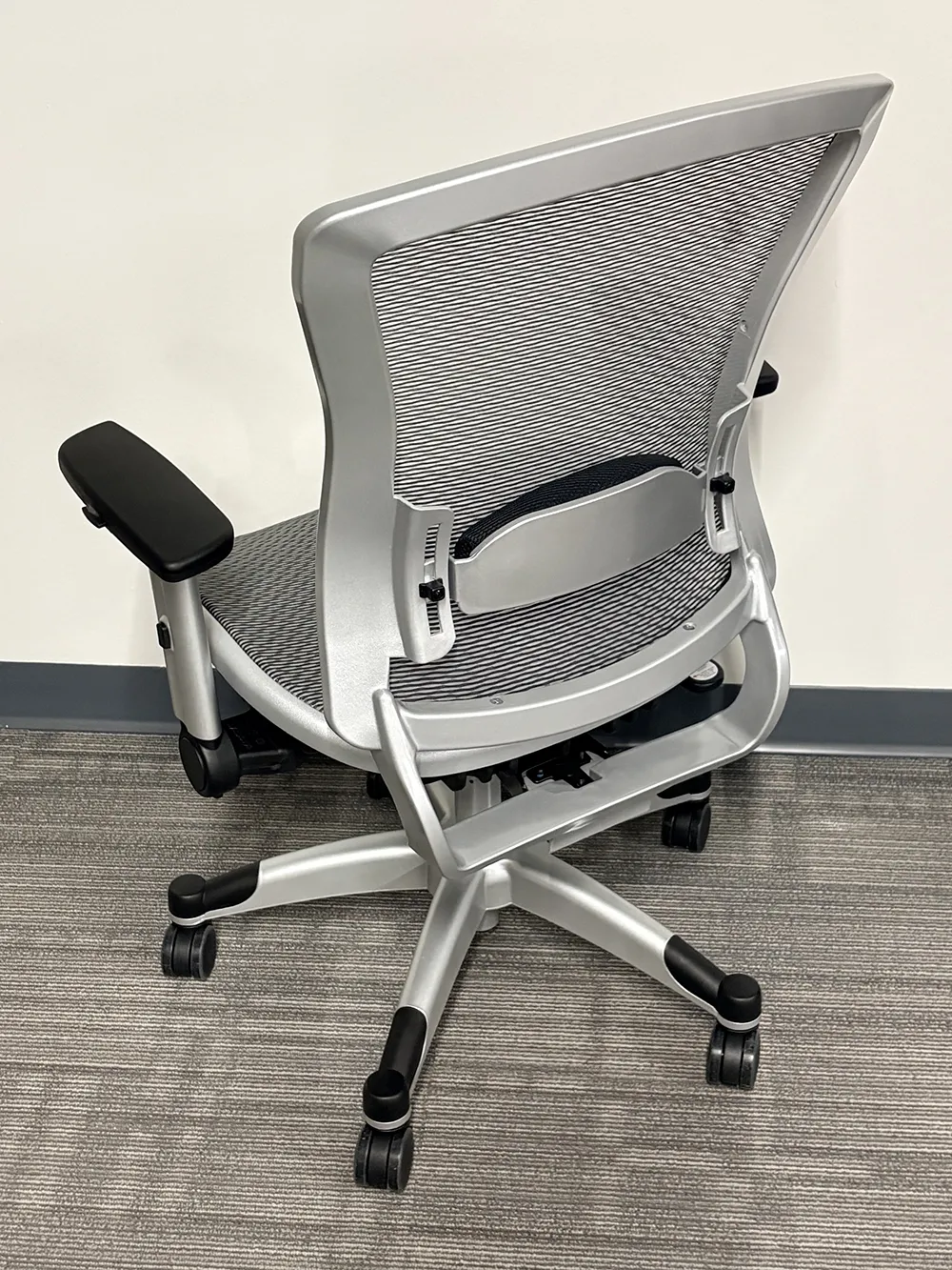 Mesh Office Chair