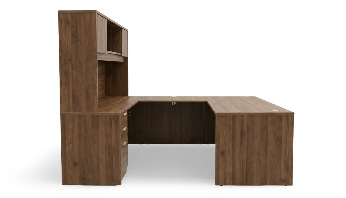 U Shaped Desk with Hutch
