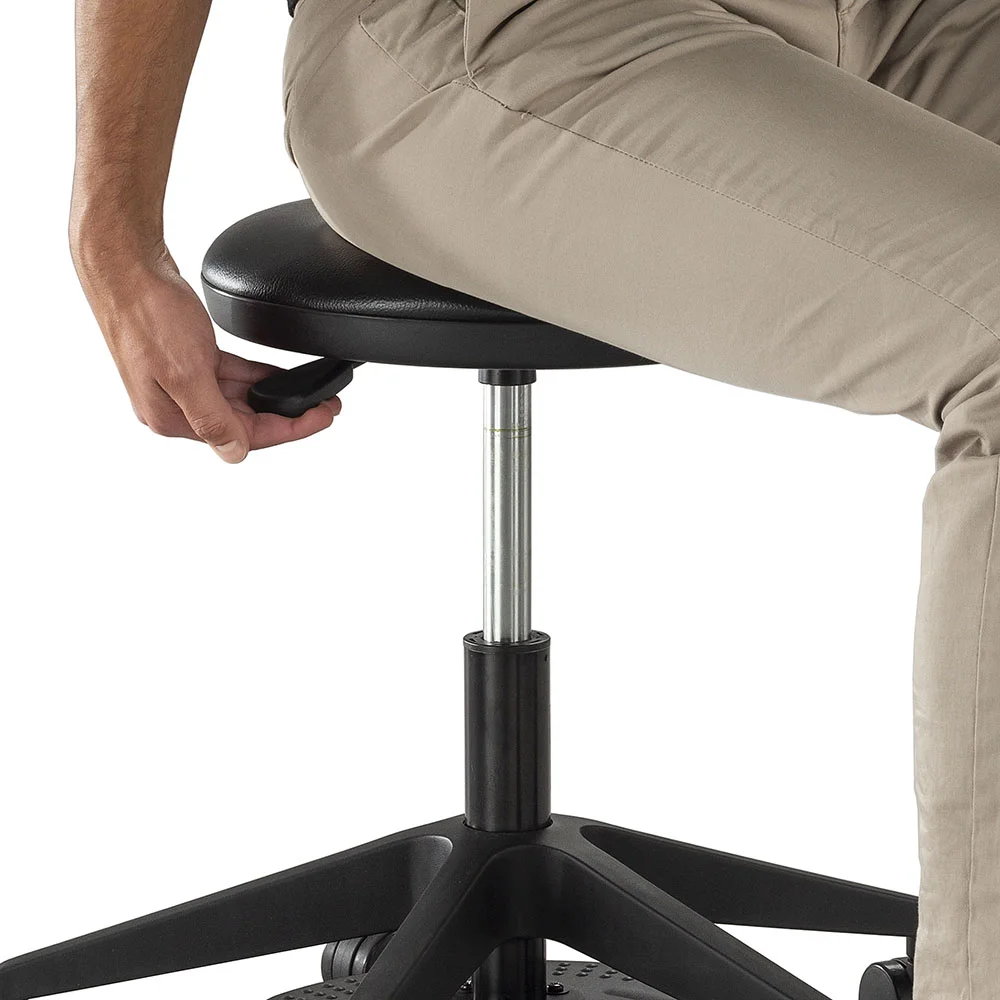 Lab Stool with Wheels