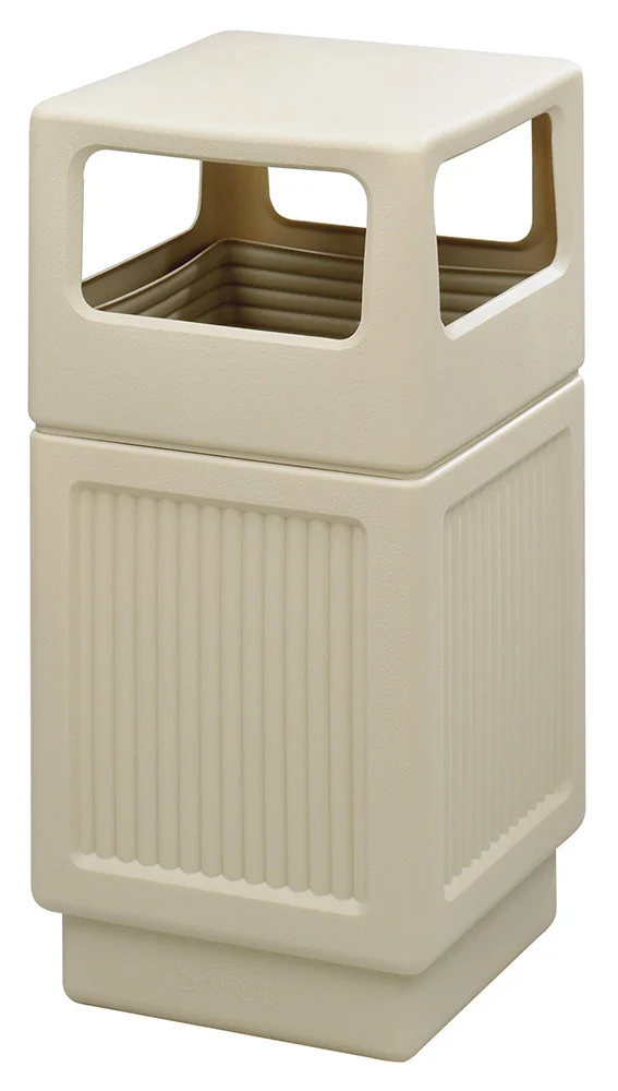 Outdoor Trash Can with Lid