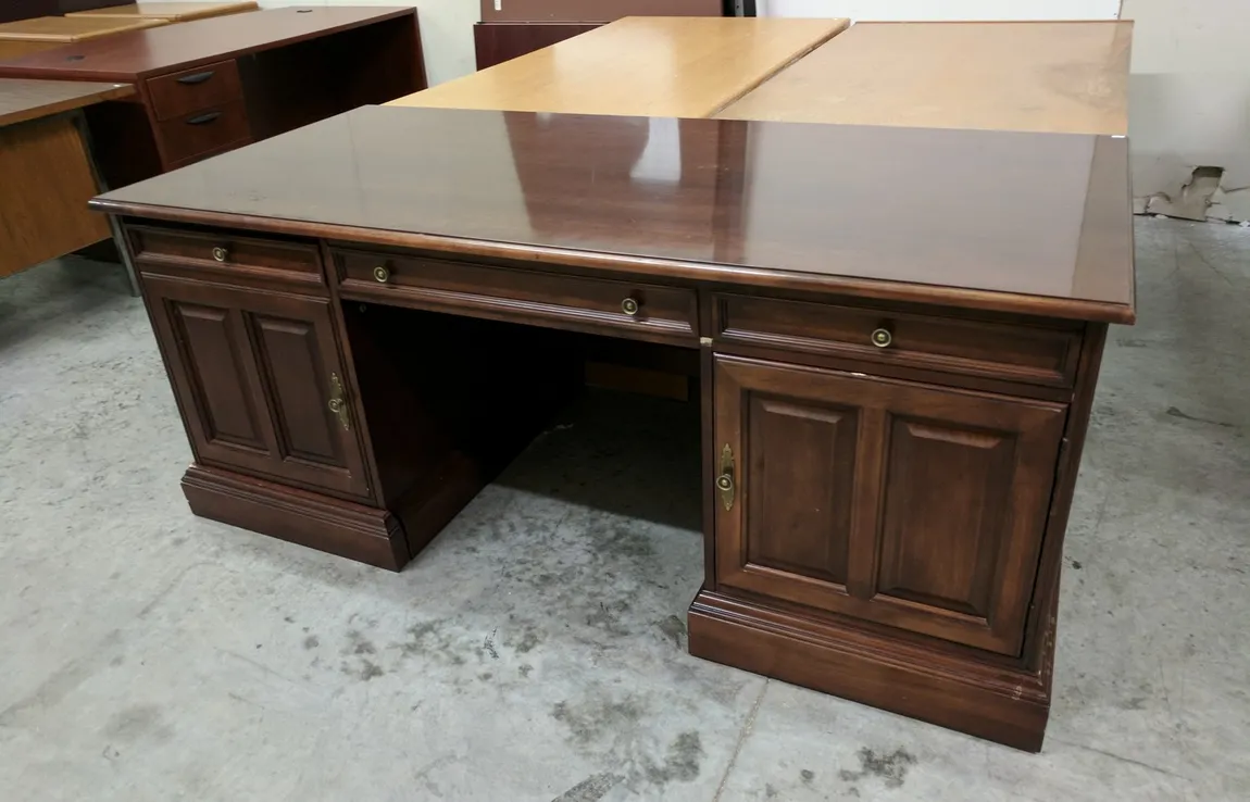 Homeworks Walnut Wood Desk 