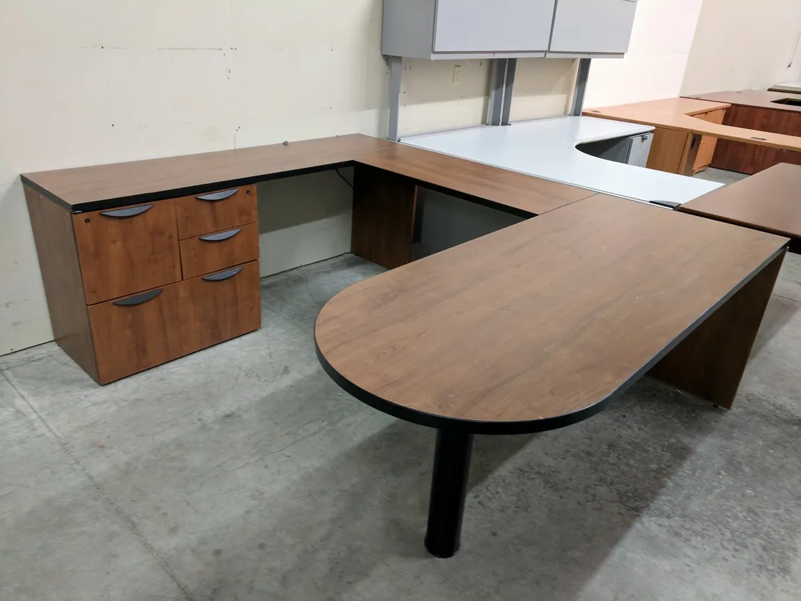 Walnut Laminate U-Shape Peninsula Desk with Drawers