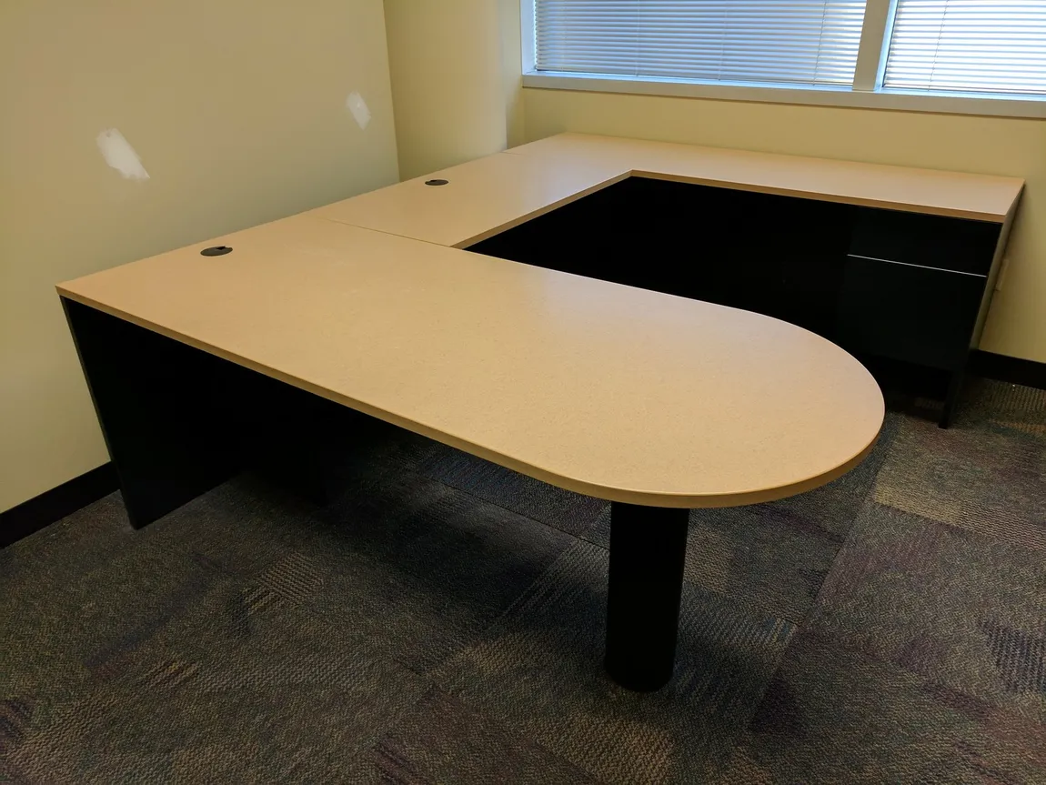 Lacasse Maple Laminate U-Shape Peninsula Desk