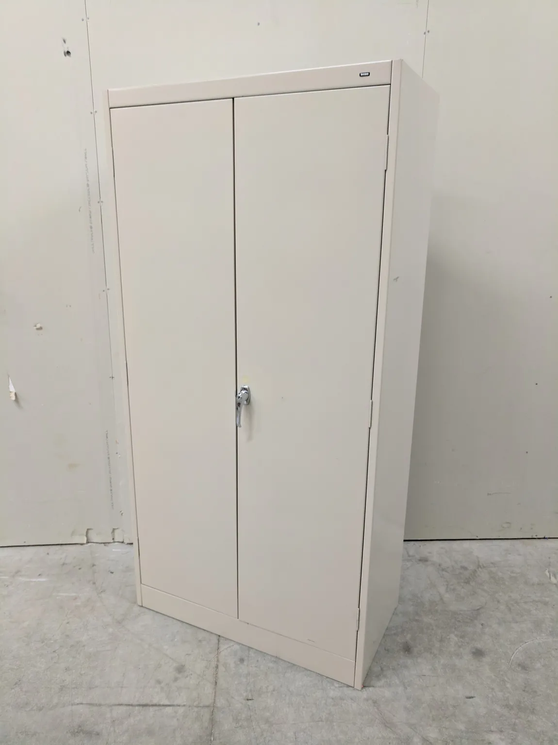 Tennsco Putty Metal Storage Cabinet â€“ 36 Inch Wide