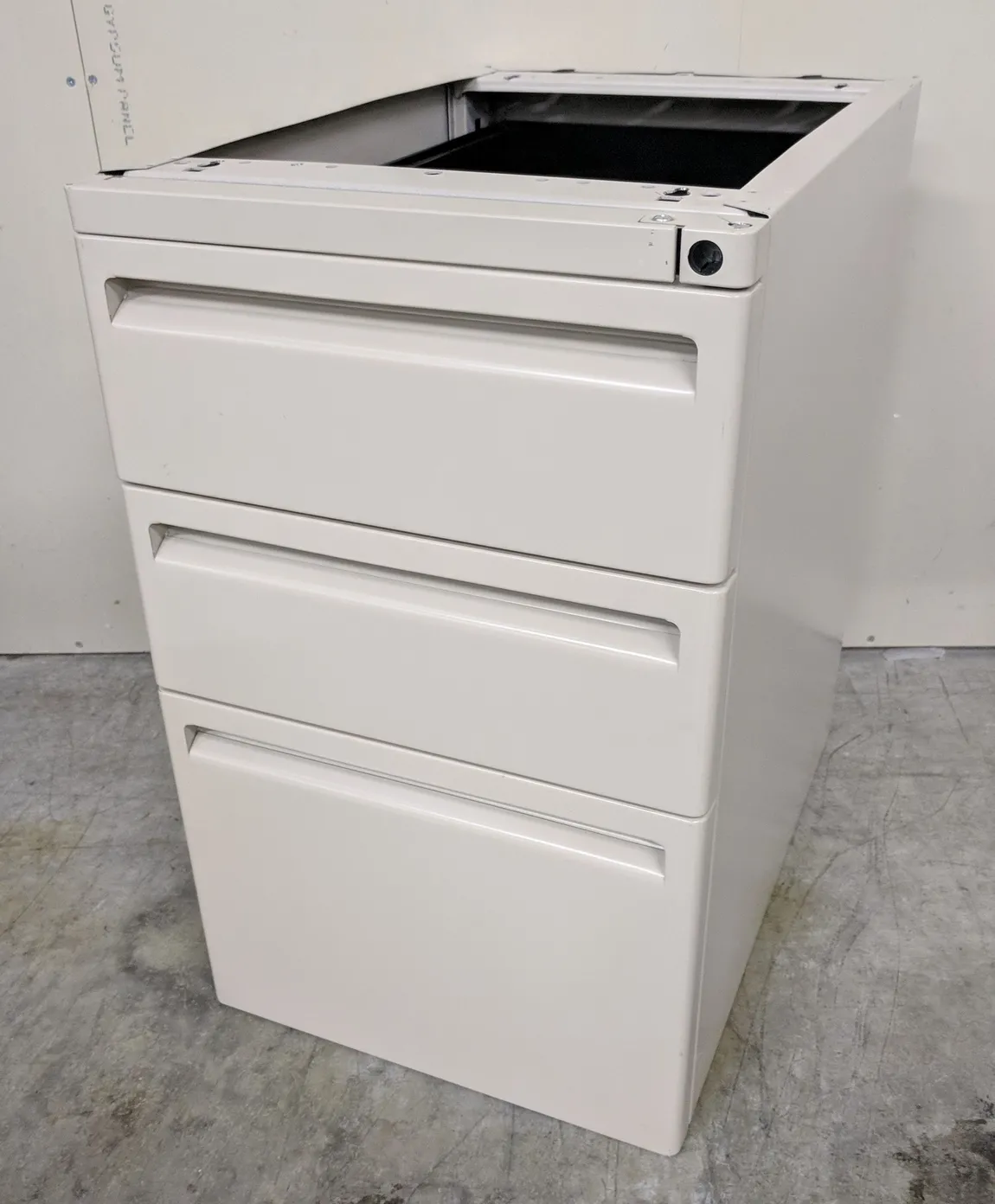 Putty Metal Box Box File Pedestal Drawers