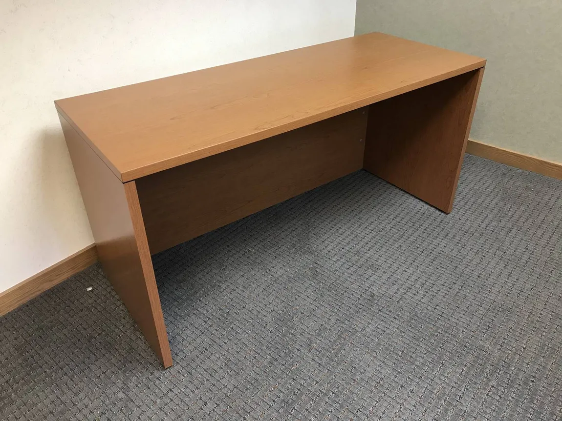 Hon Cherry Laminate Desk Shell