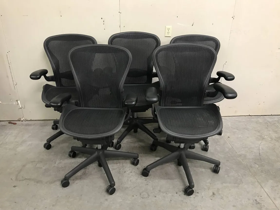 Herman Miller Aeron Chair