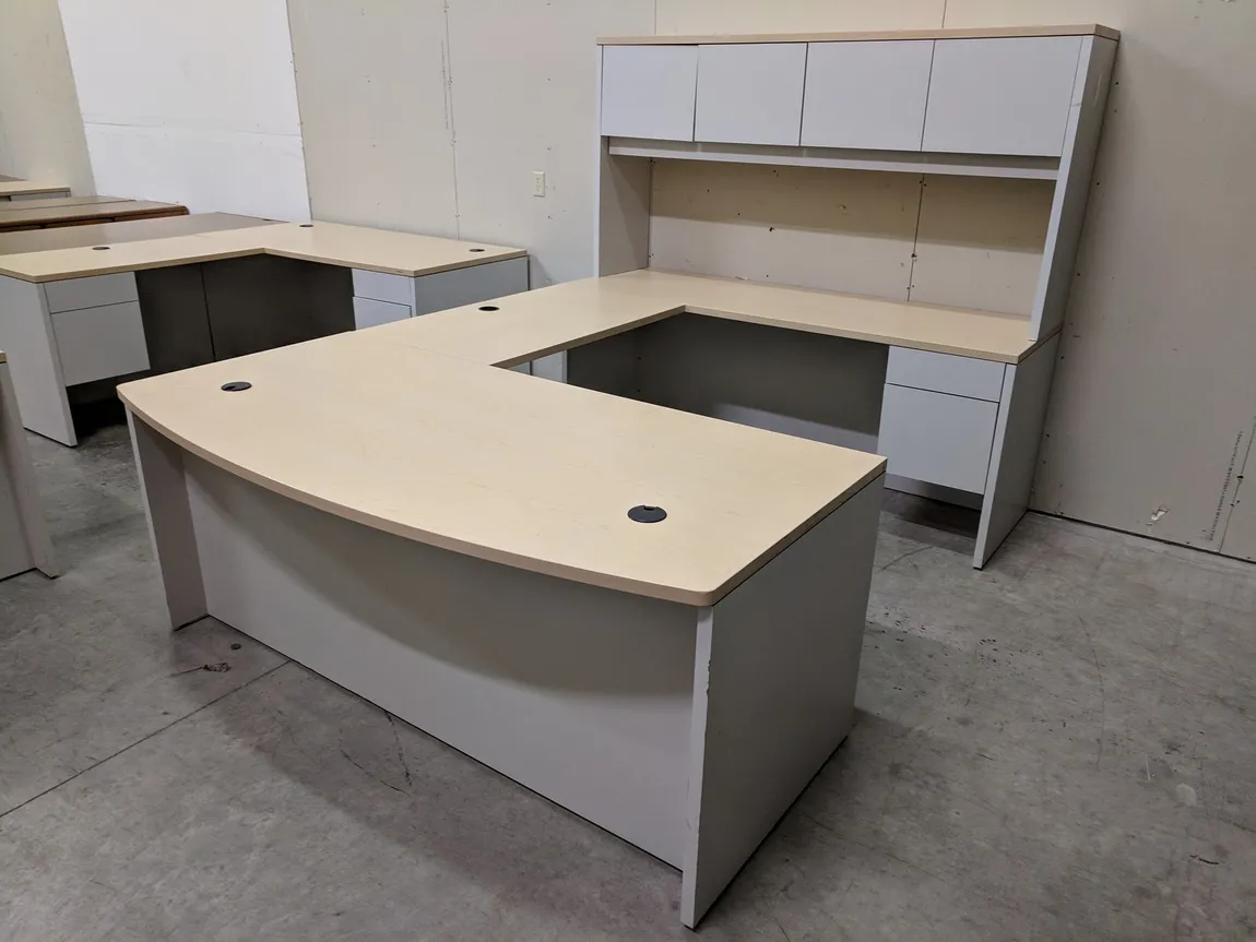 Hon Maple Laminate U-Shape Desk with Hutch