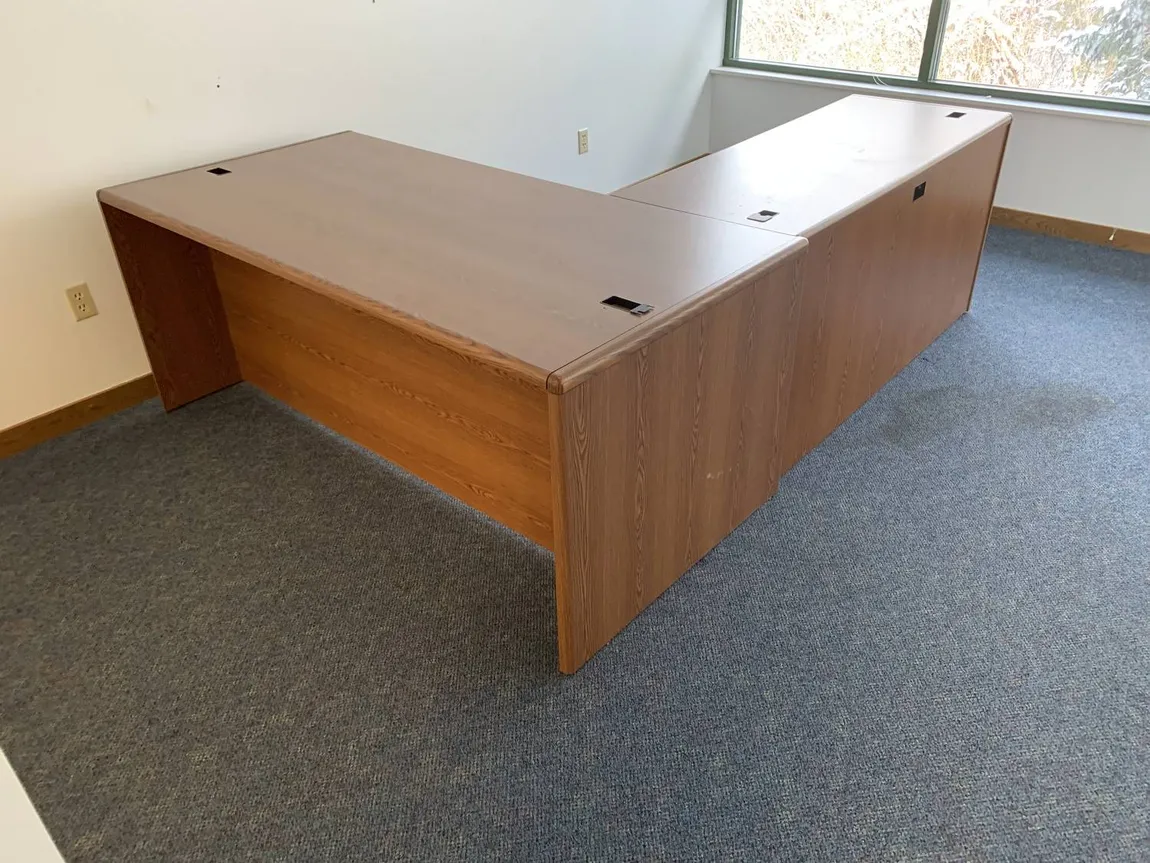 HON Oak Laminate L Shaped Desk