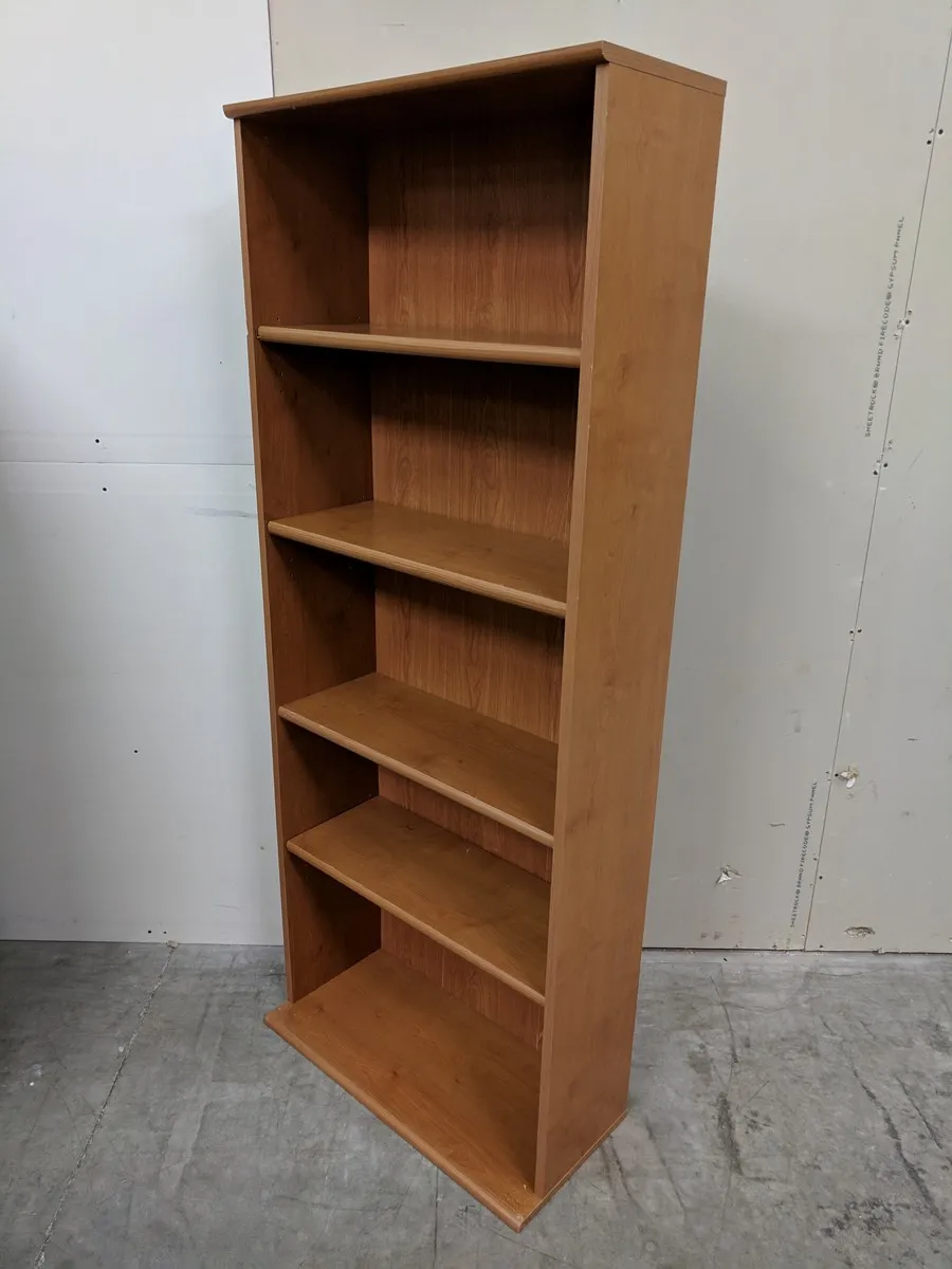 Bookshelf with Oak Finish â€“ 29.5 Inch Wide