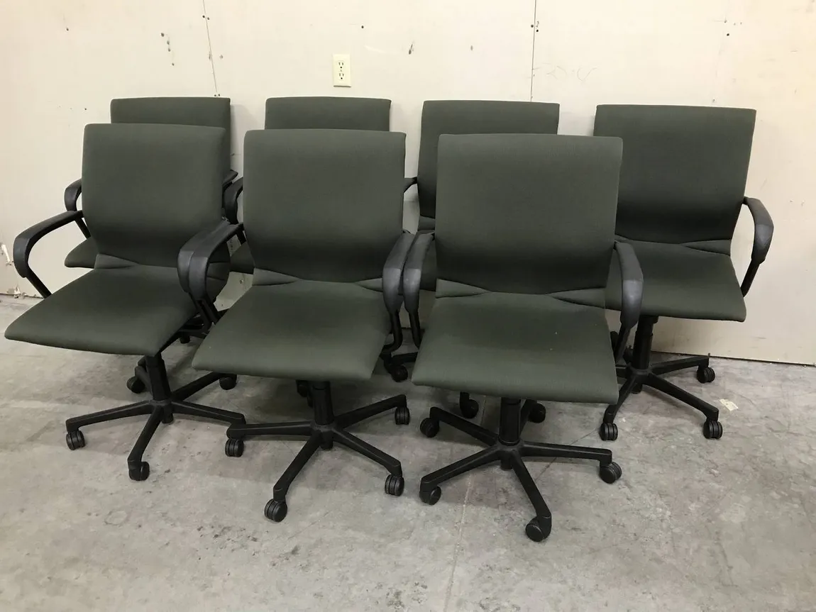 Steelcase Dark Green Mid-Back Rolling Office Chairs