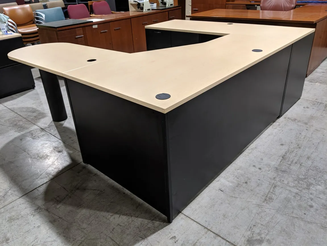 Maple Laminate U-Shaped Peninsula Desk with Drawers