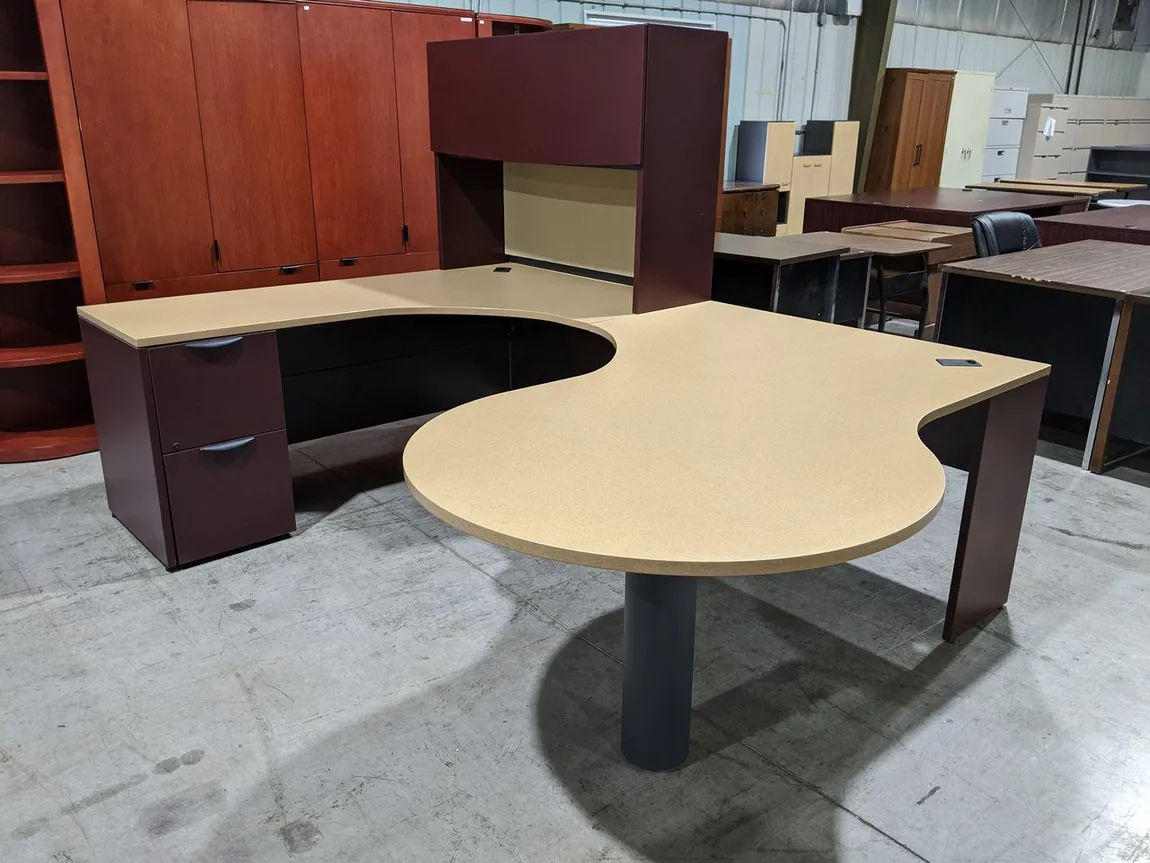 Lacasse U-Shaped Peninsula Desk