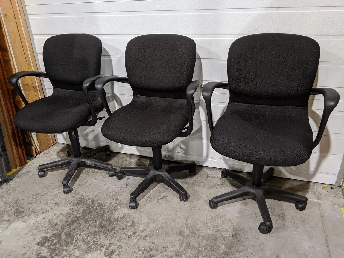 Black Fabric Rolling Office Chair