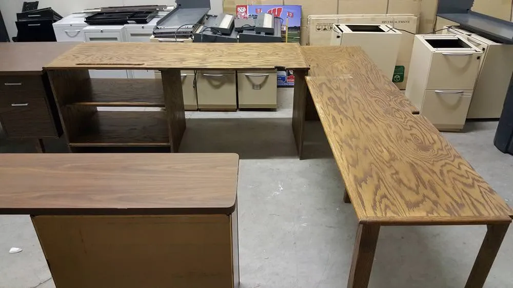 L-Shaped Desk with Large Workspace and Shelves