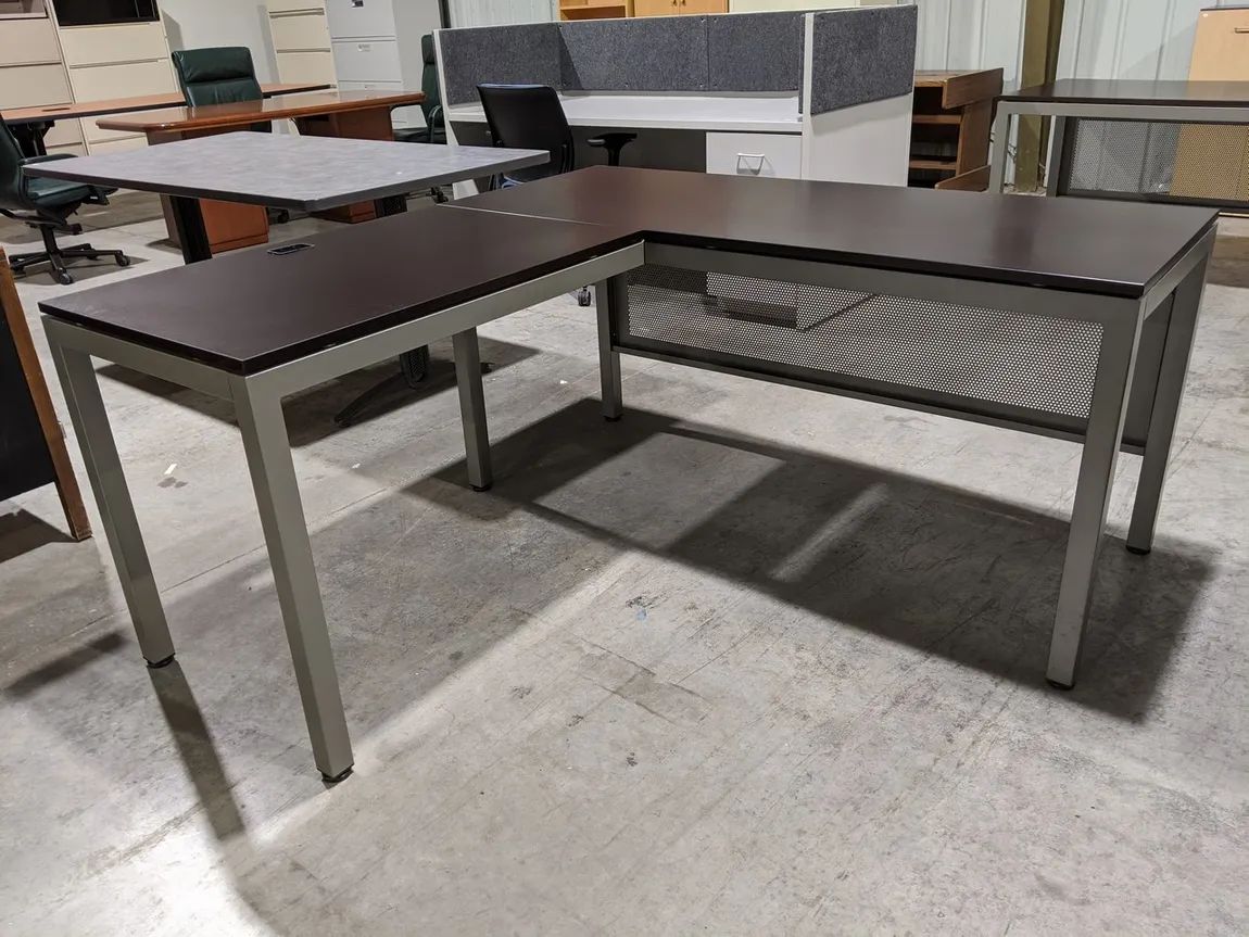 Dark Walnut Laminate L Shape Desk â€“ 60x60