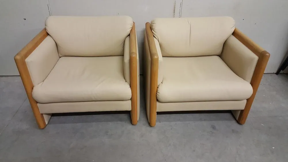 Vinyl Reception Accent Chairs