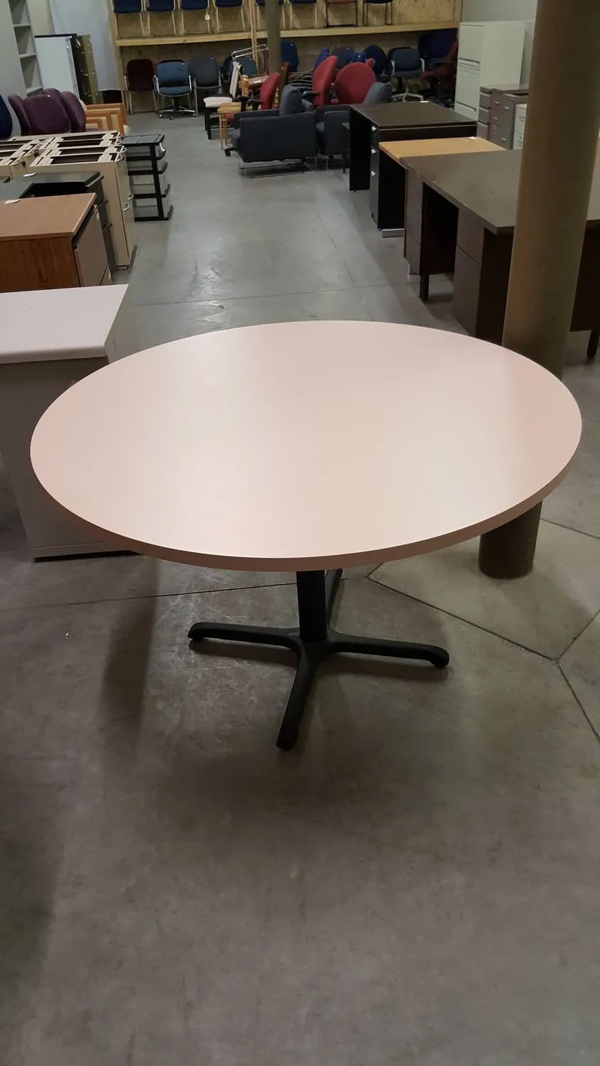 48 Round Meeting Kitchen Table