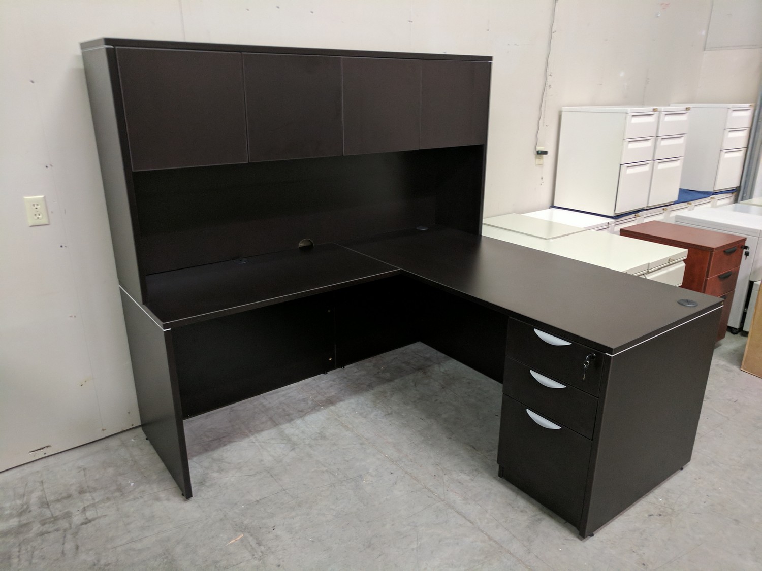 Overstock Dark Walnut L Shape Desk With Hutch Madison Liquidators
