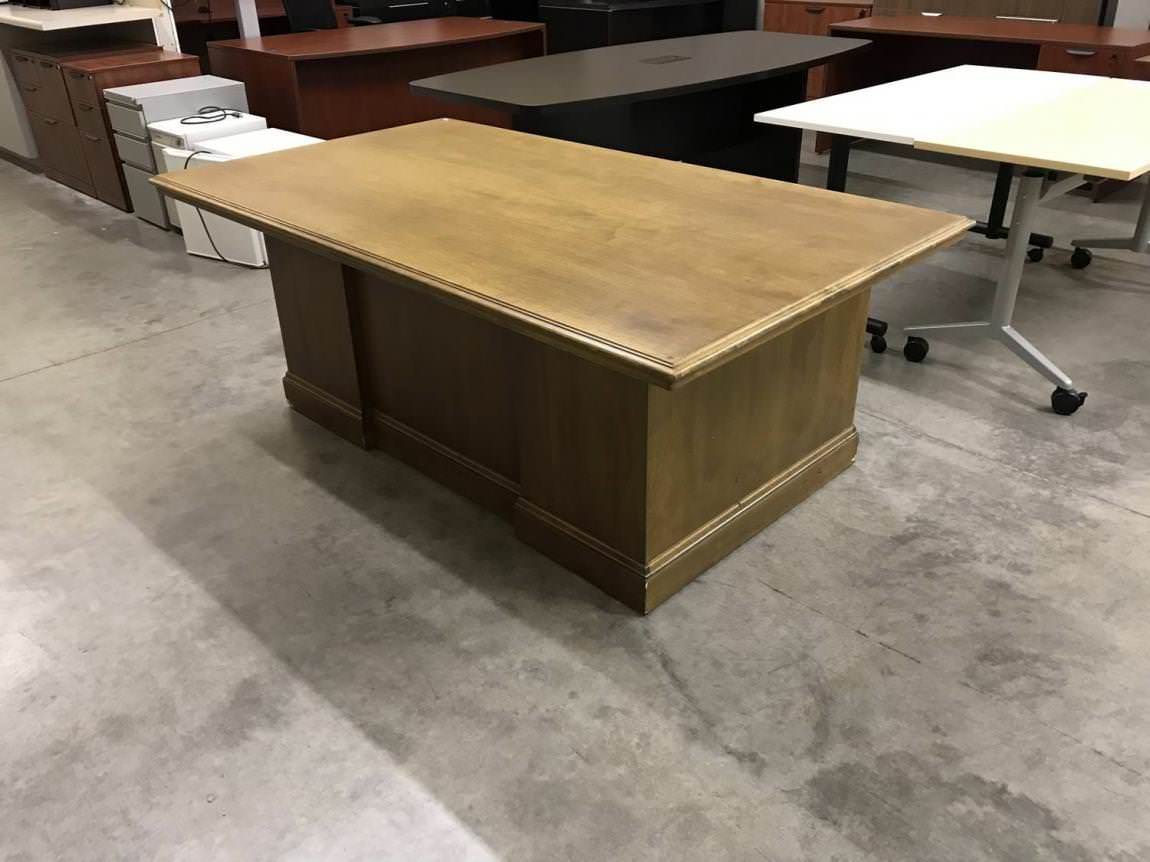 https://madisonliquidators.com/images/p/1150/1159-extra-large-solid-wood-executive-desk-1.jpg