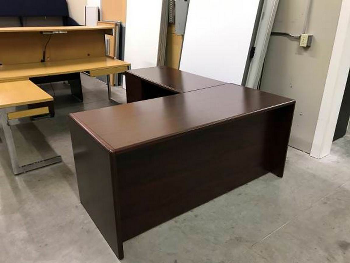 L Shaped Mahogany Desk with Drawers
