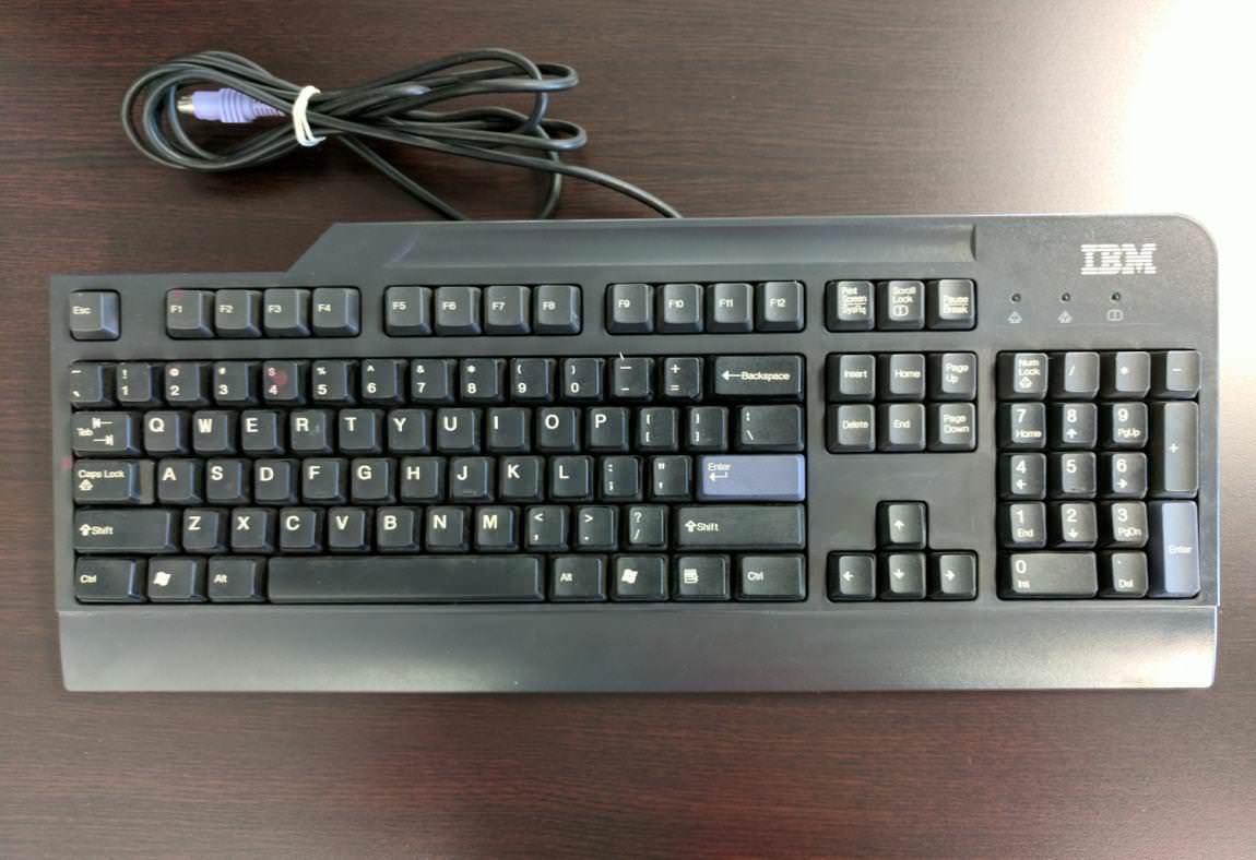 IBM KB-0225 PS/2 Wired Keyboard