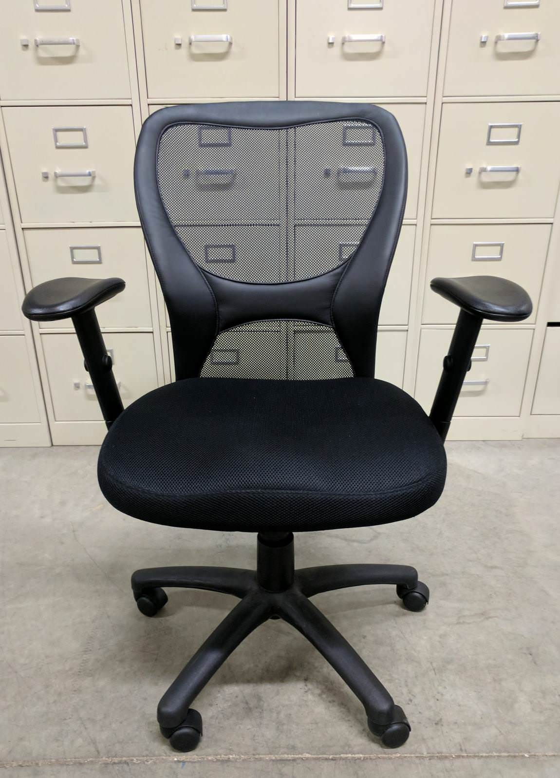Black Mesh Back Rolling Office Chairs