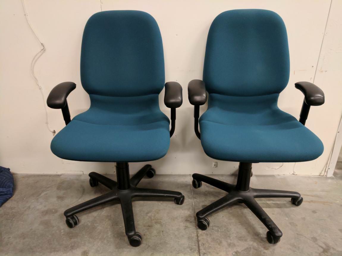 Teal Steelcase Mid-Back Rolling Office Chairs