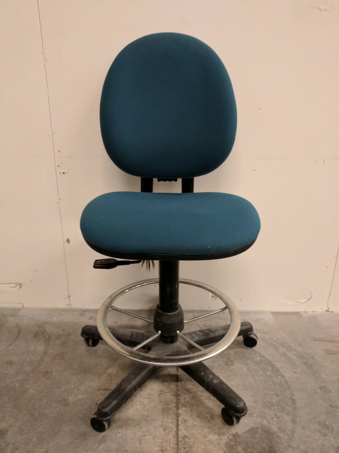 Teal Steelcase Rolling Stool Task Chair without Arms