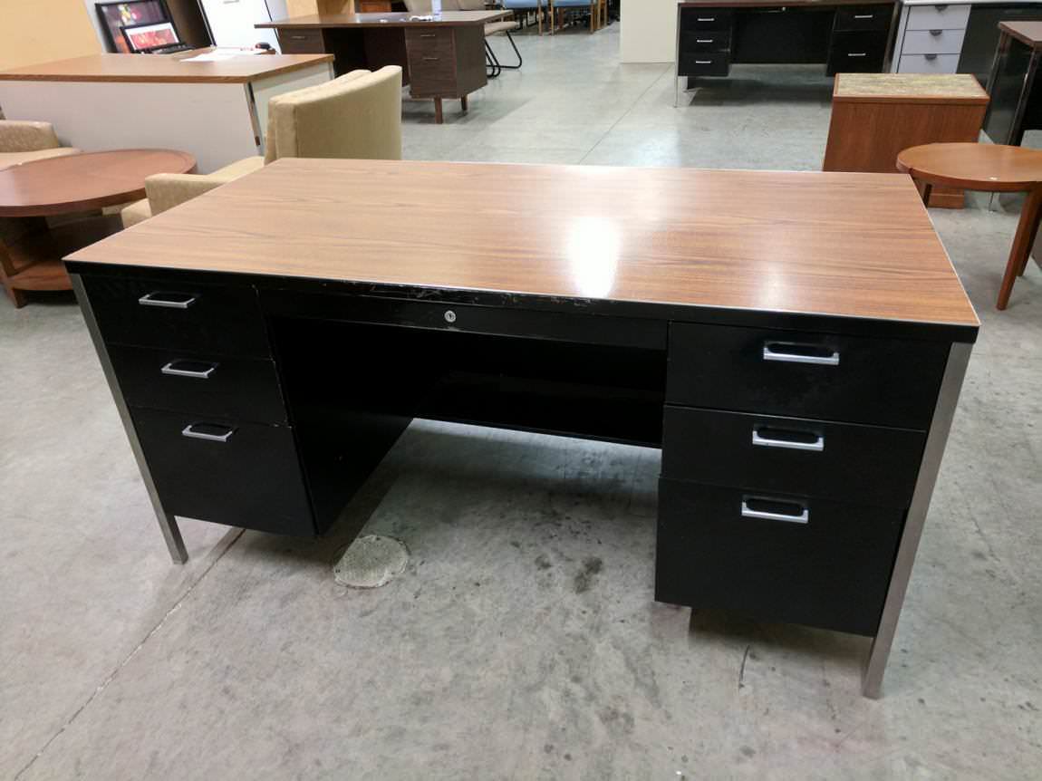 Black Metal Desk with Oak Laminate Top | Madison Liquidators