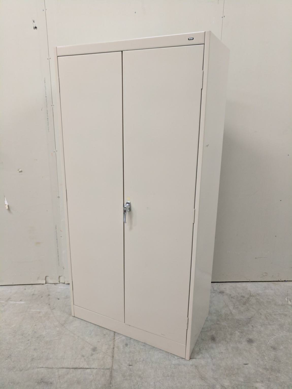 Tennsco Putty Metal Storage Cabinet – 36 Inch Wide