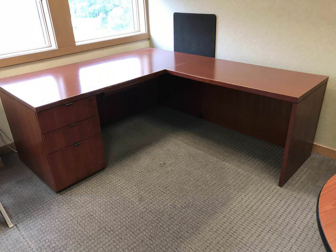 Kimball Solid Wood Mahogany L-Shaped Desk with Drawers