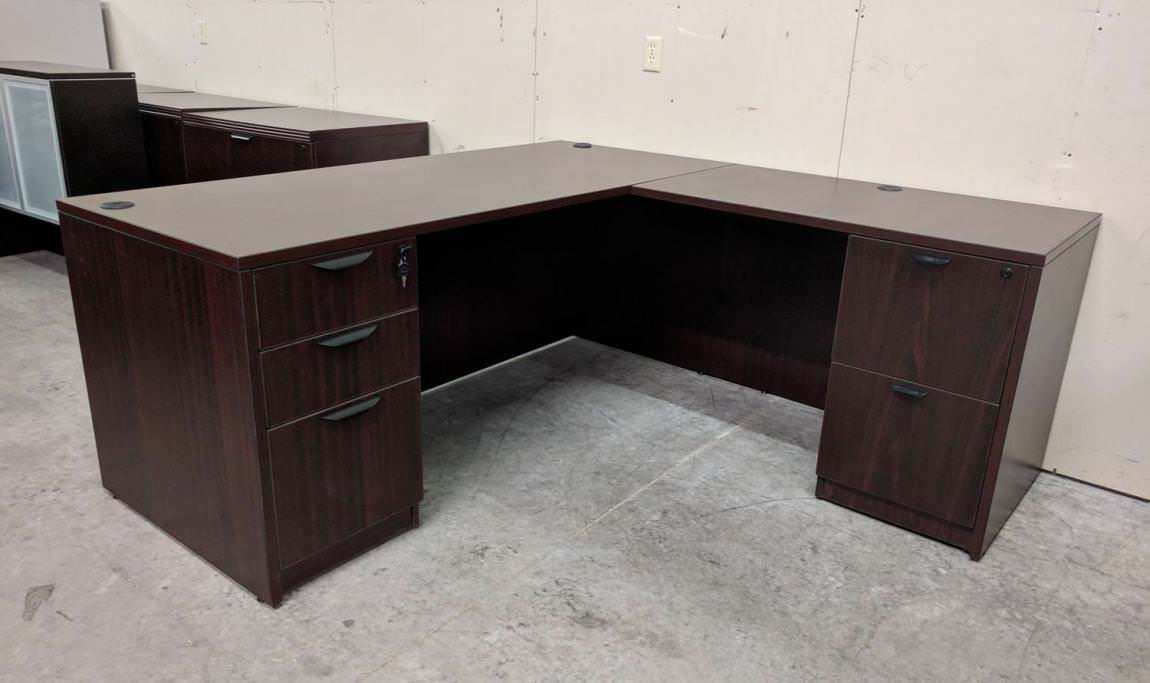 Clearance Mahogany Laminate L Shaped Desk With Drawers