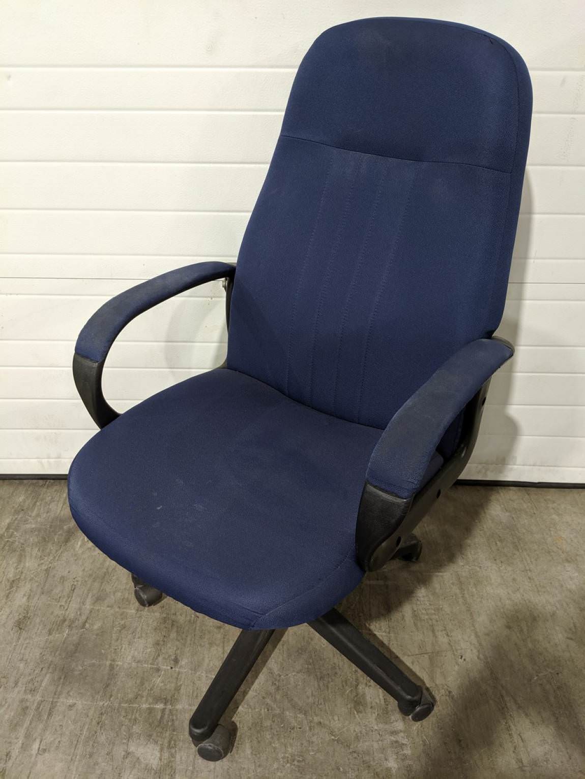 Blue High Back Rolling Office Chair